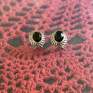 David Yurman inspired French back earrings. EUC